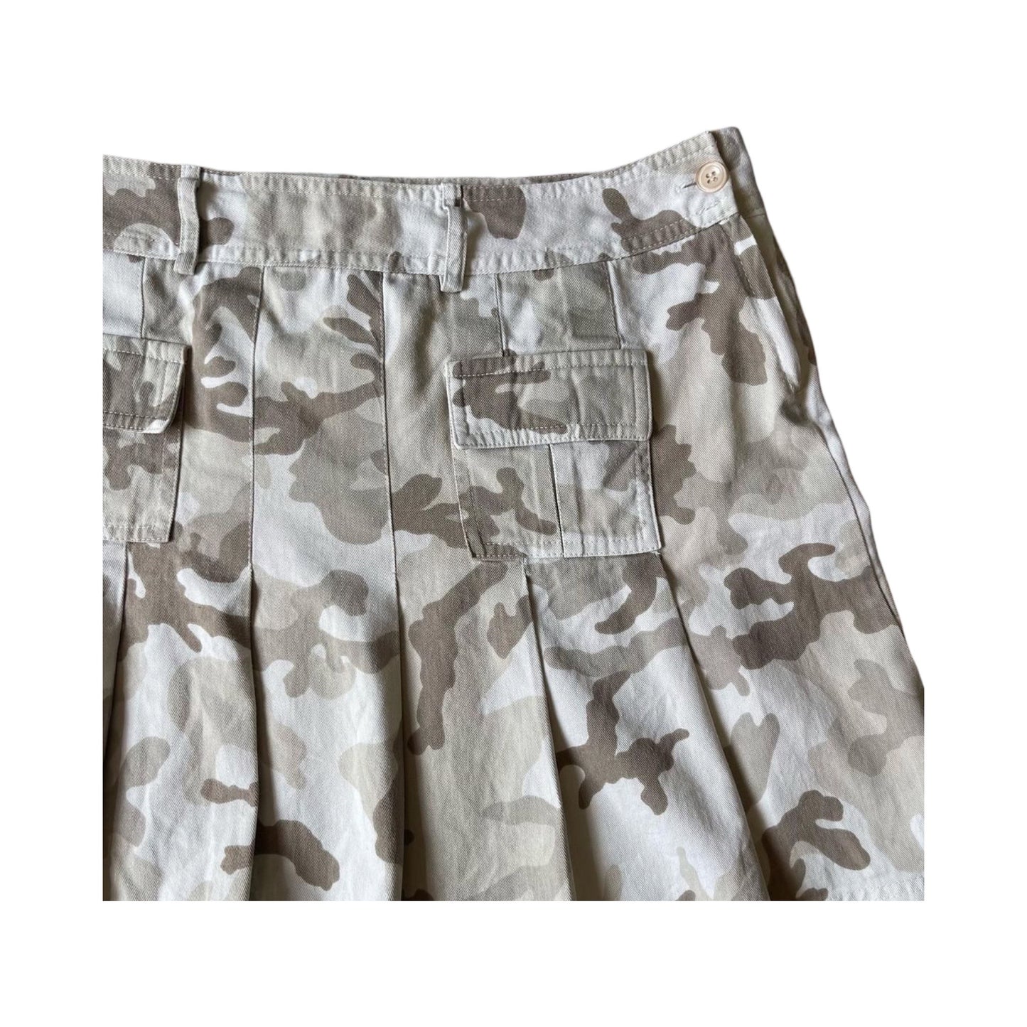 camo pleated mini skirt